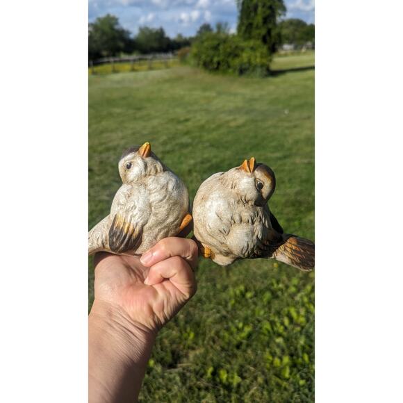 2 Ceramic Hand-painted Bird Home/ Garden Decor - Picture 1 of 8